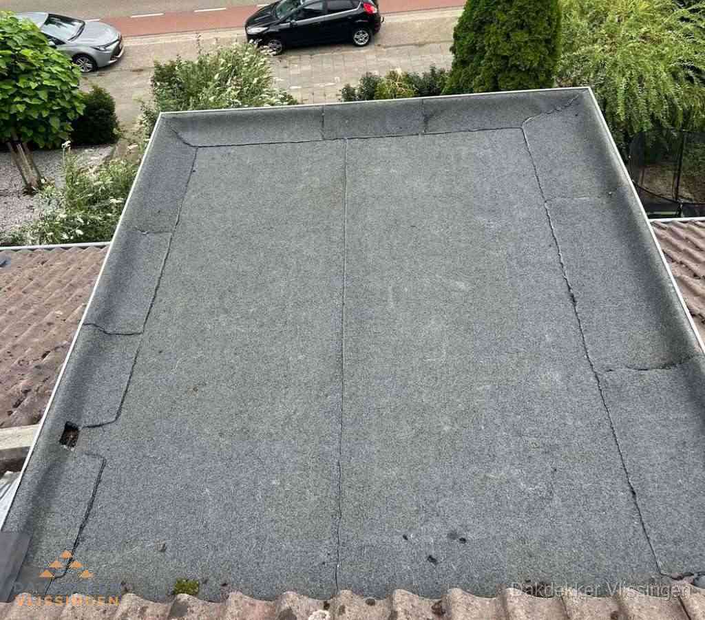 Dakbedekking schuur met bitumen in Vlissingen